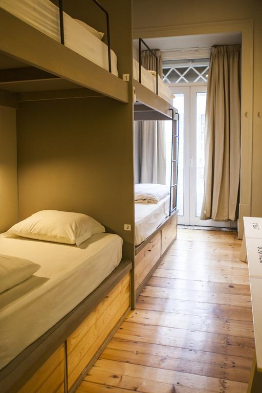 Goodmorning Solo Traveller Hostel Albergue