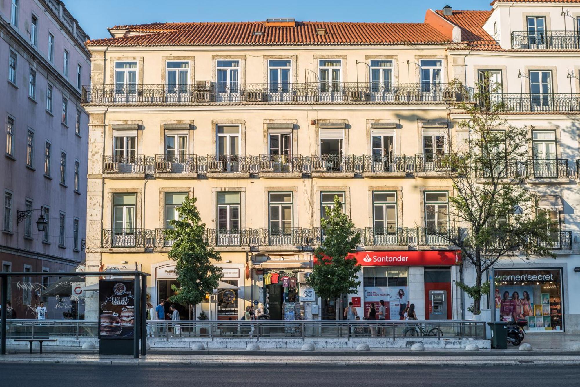 Goodmorning Solo Traveller Lisboa